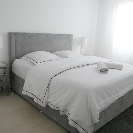 Private Room In Монпелие Екстериор снимка