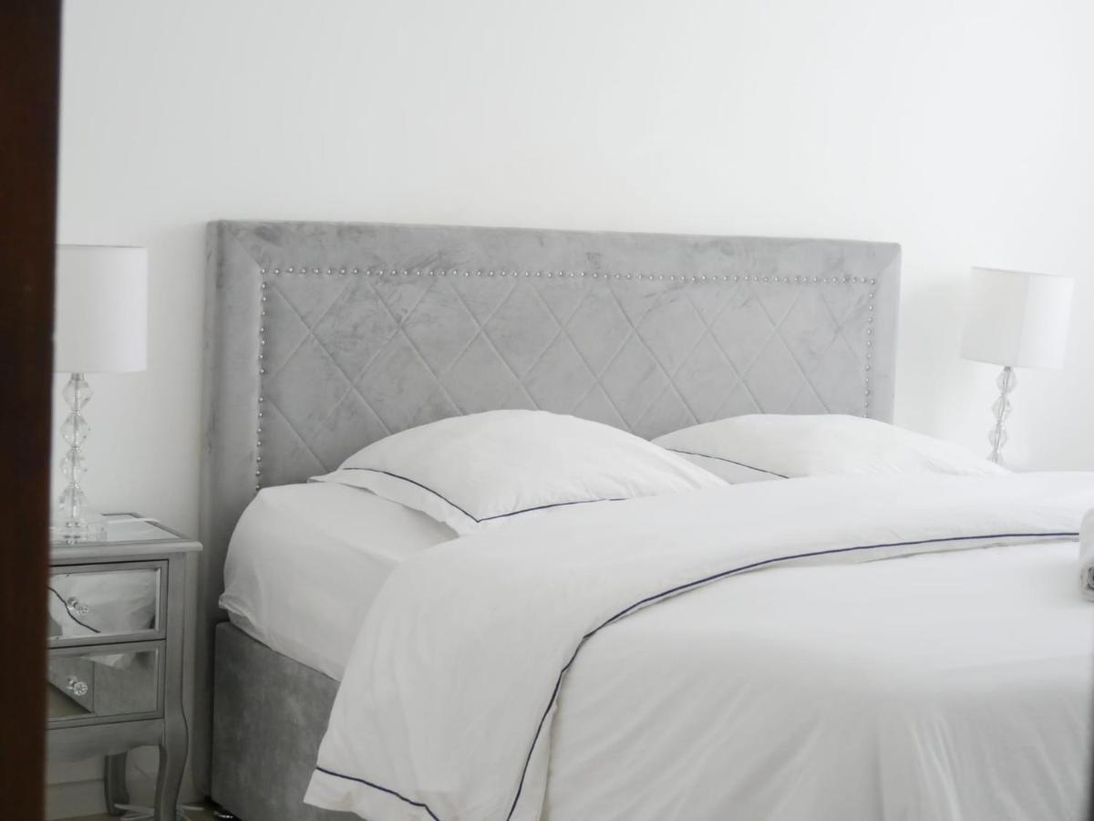 Private Room In Монпелие Екстериор снимка