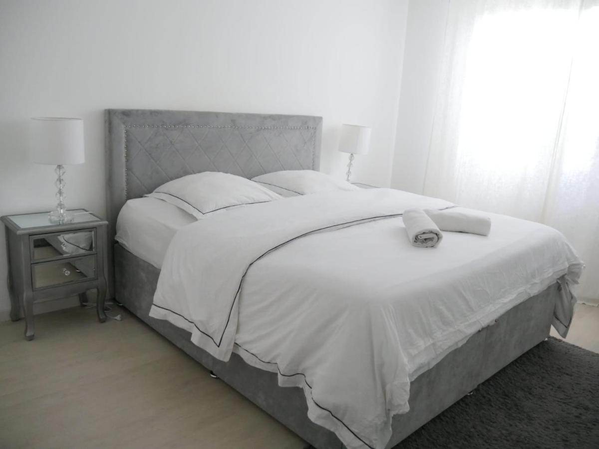 Private Room In Монпелие Екстериор снимка